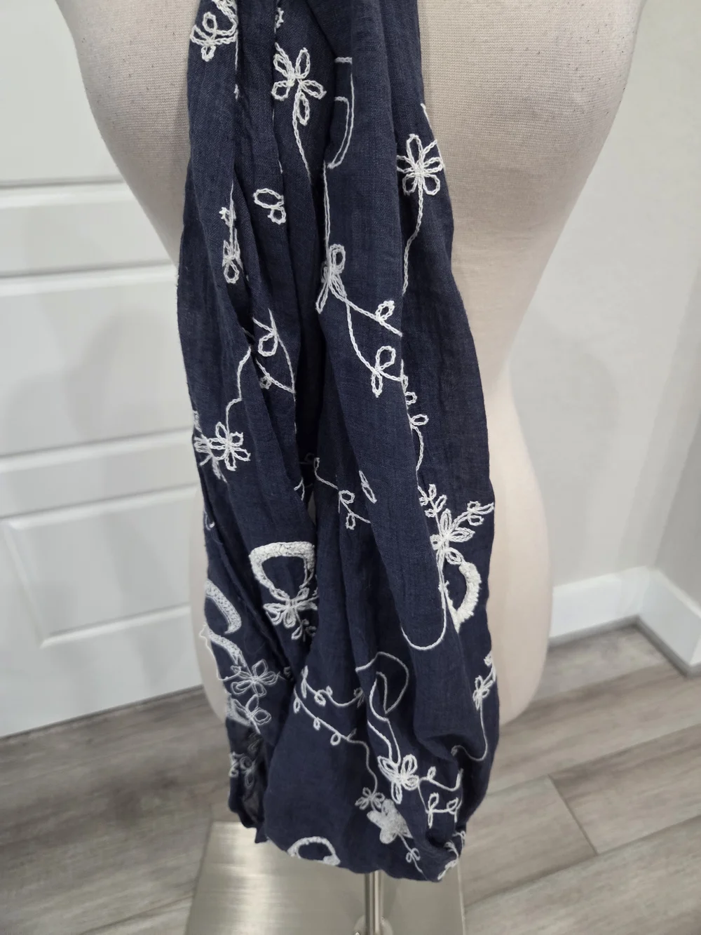 VAN HEUSEN Navy Floral Embroidered Infinity Scarf